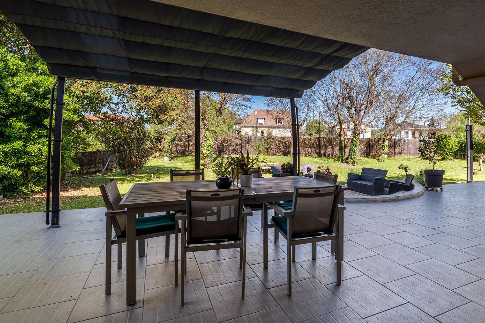 Maison Familiale Bergerac Billard Jardin Clos 外观 照片